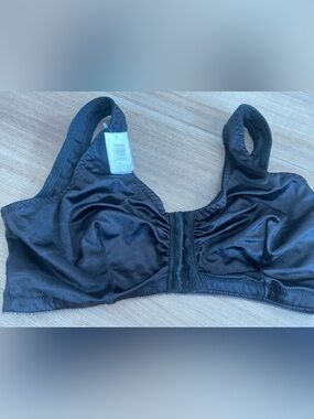 Glamorise Black Supportive Full-Coverage Bra